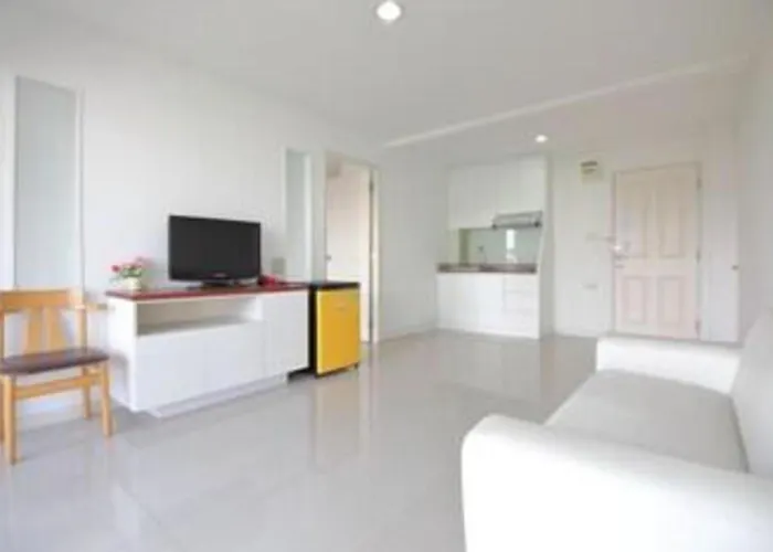 Super Oyo 498 Ladawan 3* Bangkok