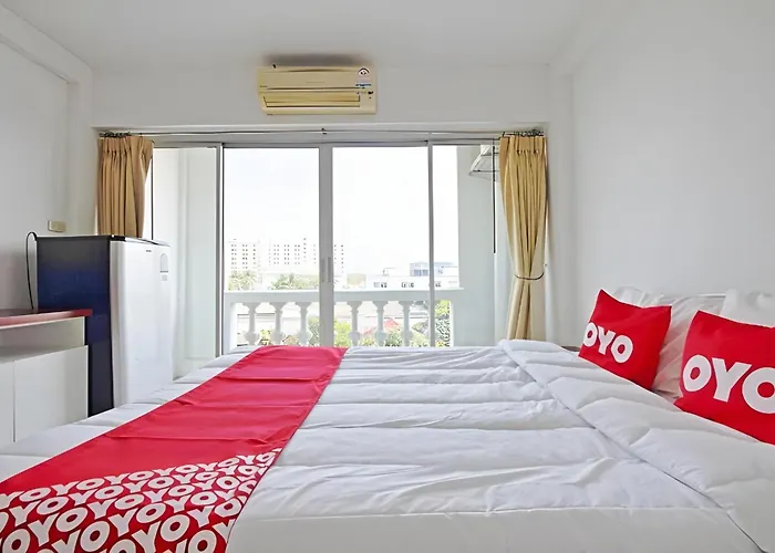 Super Oyo 498 Ladawan Hotell Bangkok