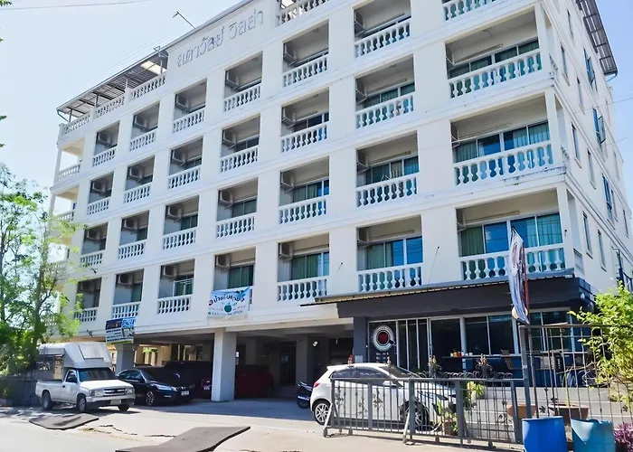 Hotel Super Oyo 498 Ladawan Bangkok