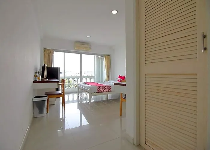 Super Oyo 498 Ladawan 3* Bangkok