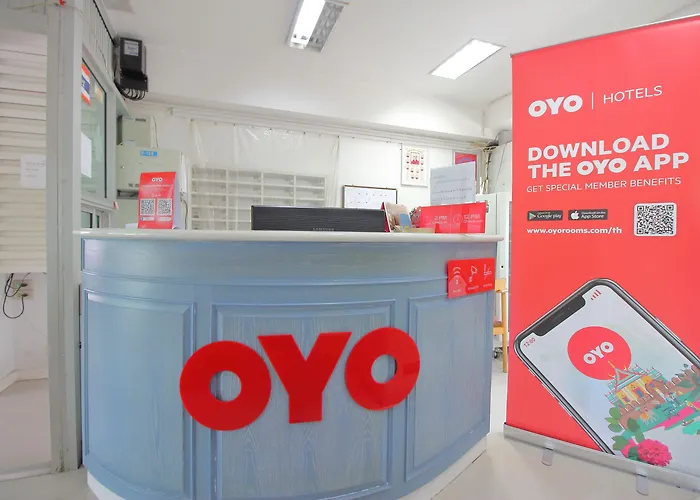 Super Oyo 498 Ladawan 3* Bangkok